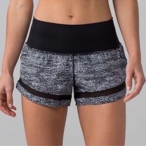 Lululemon Pace Perfect Shorts 3” Air Time White Black